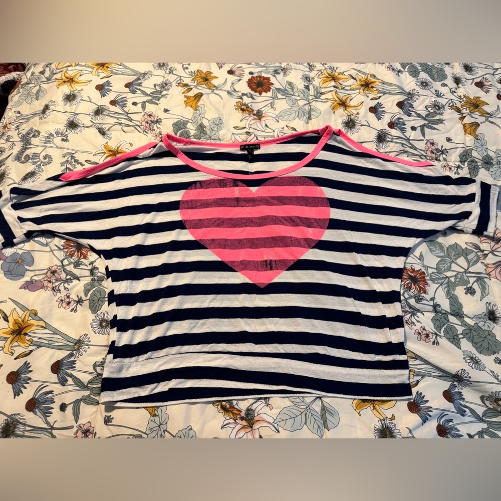 FANG Striped Top with Pink Heart size xl